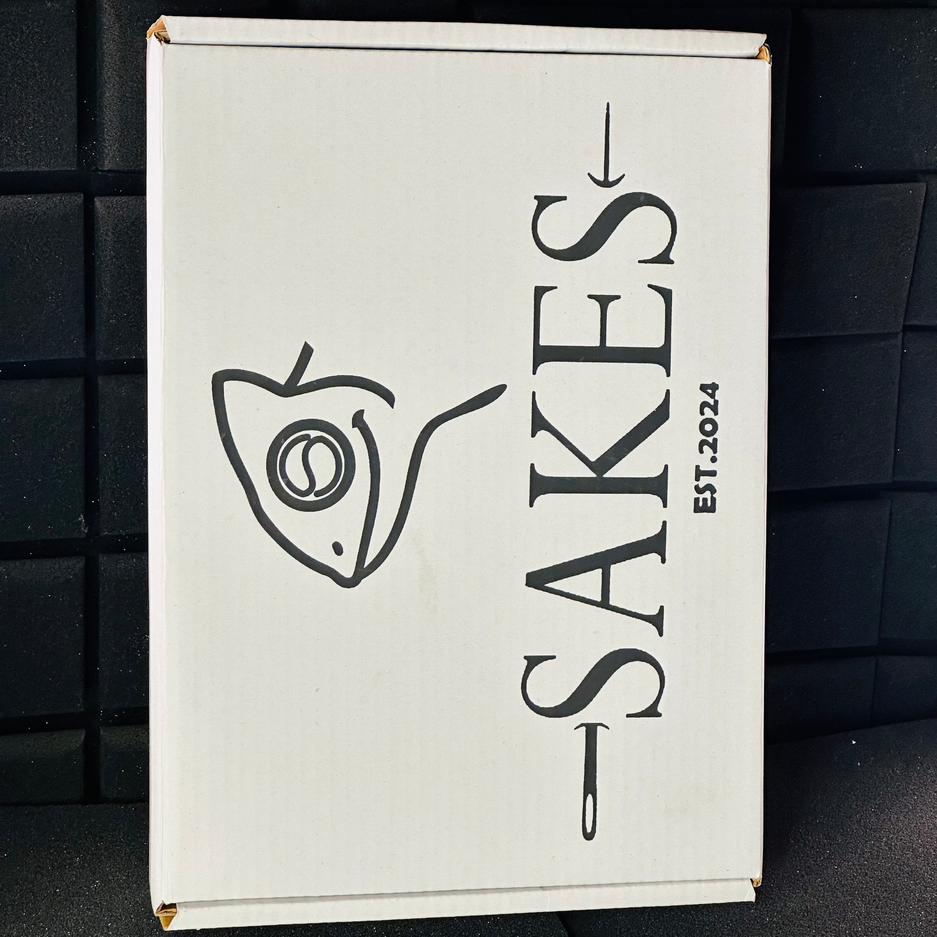 White Mailer Box